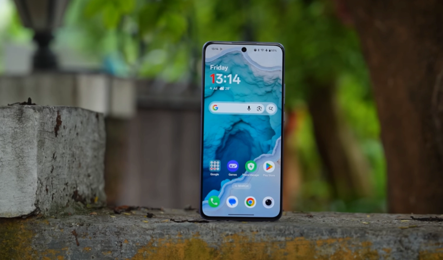 Màn hình AMOLED 6.77 inches