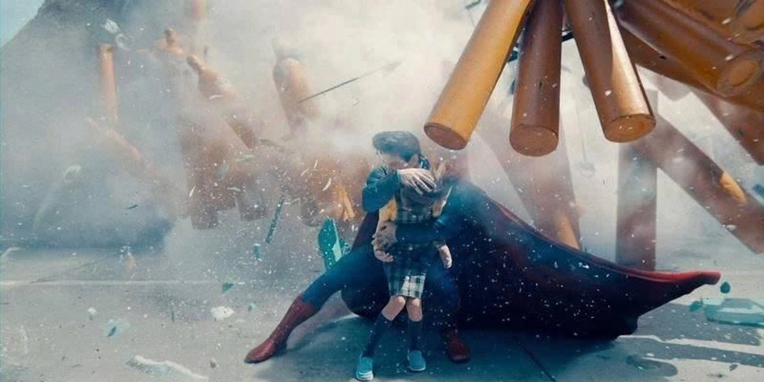 Superman 2025 sử dụng nhiều góc máy rộng