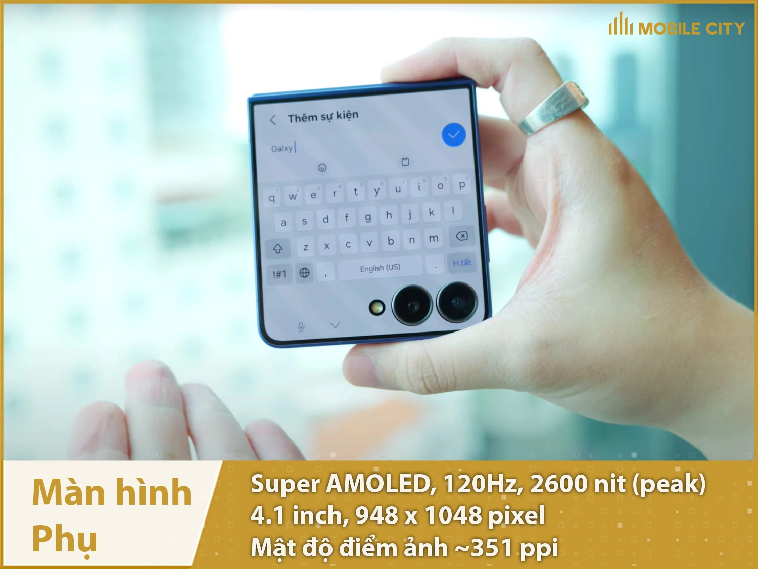 Màn hình phụ lớn tràn viền