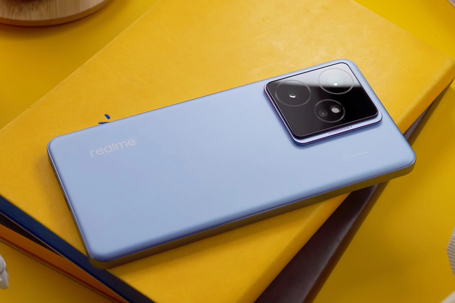 Thay mặt kính sau Realme GT7, nguyên nhân