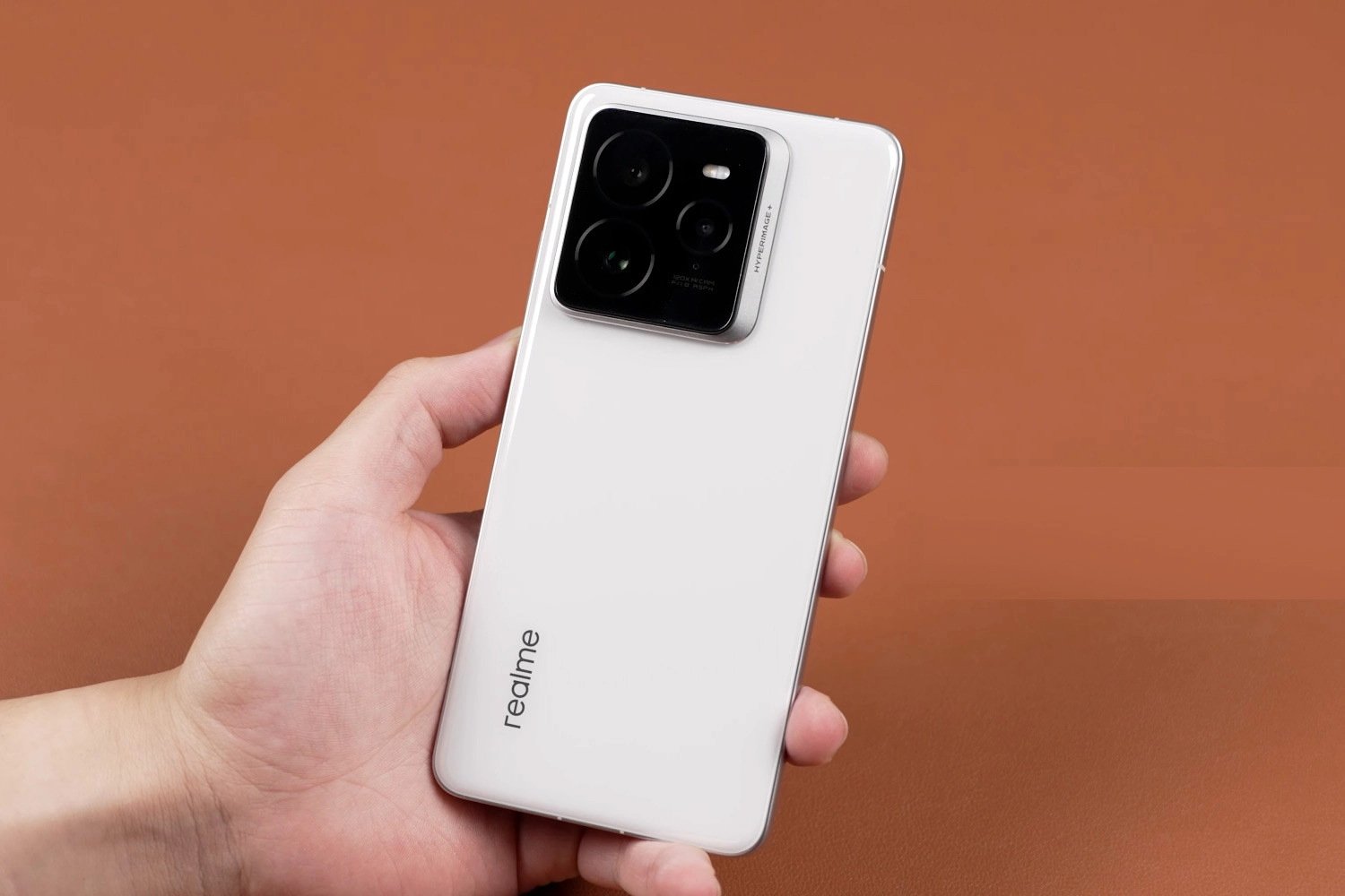 Thay mặt kính sau Realme GT7 Pro, nguyên nhân