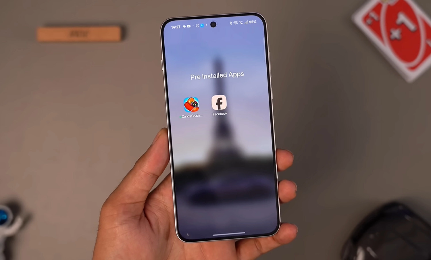 Viền màn hình tương đối mỏng