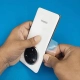 thay-mat-kinh-sau-realme-14-pro-plus-2