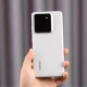 thay-mat-kinh-sau-realme-gt7-5