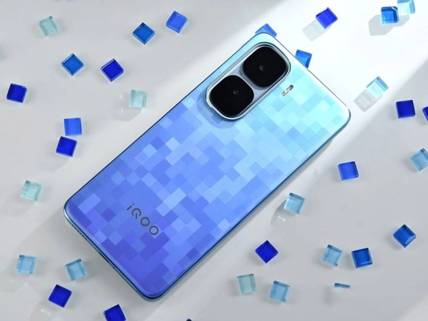 iQOO Neo 10 Pro Plus giữ vị trí thứ 3