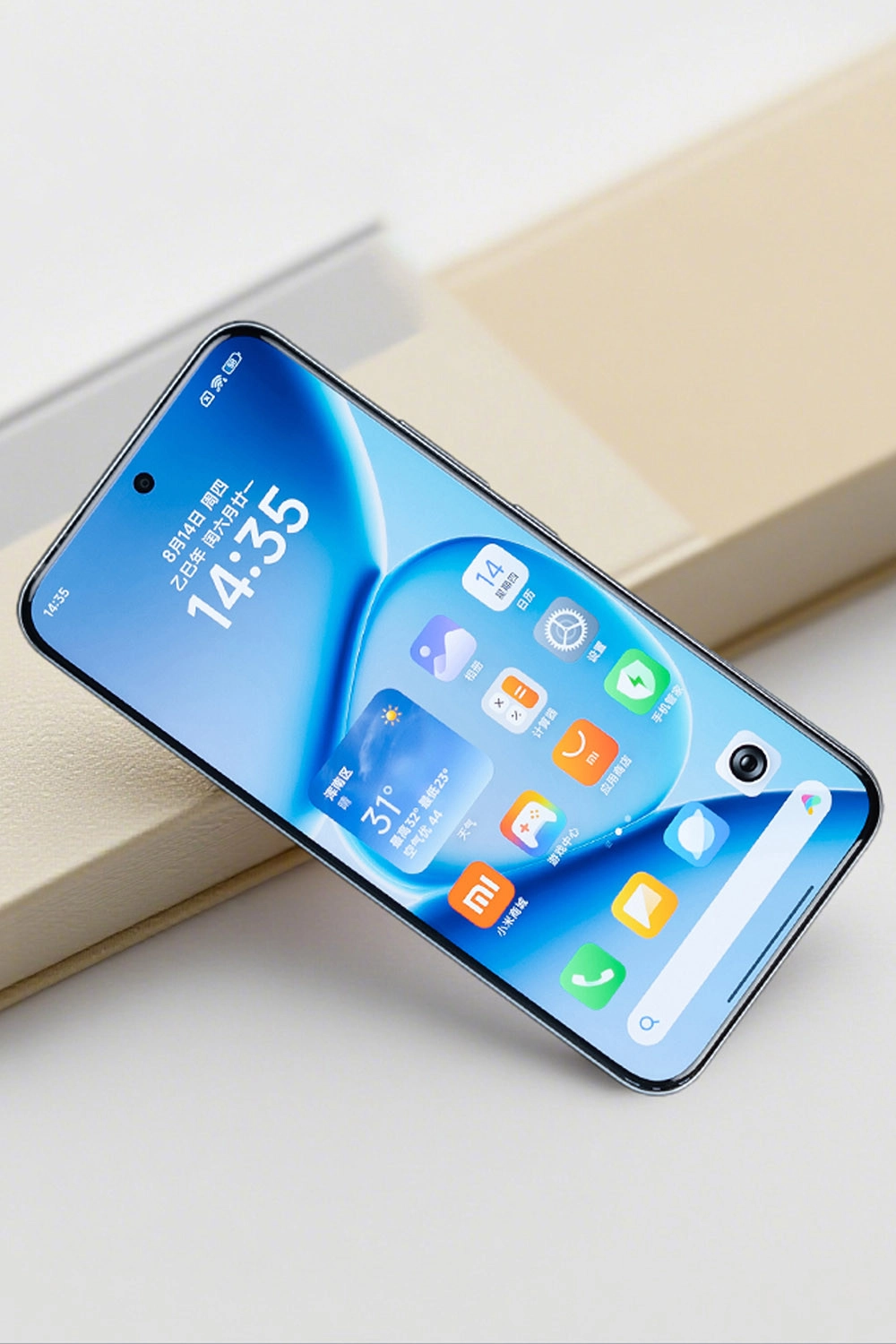 Màn hình kích thước khá lớn
