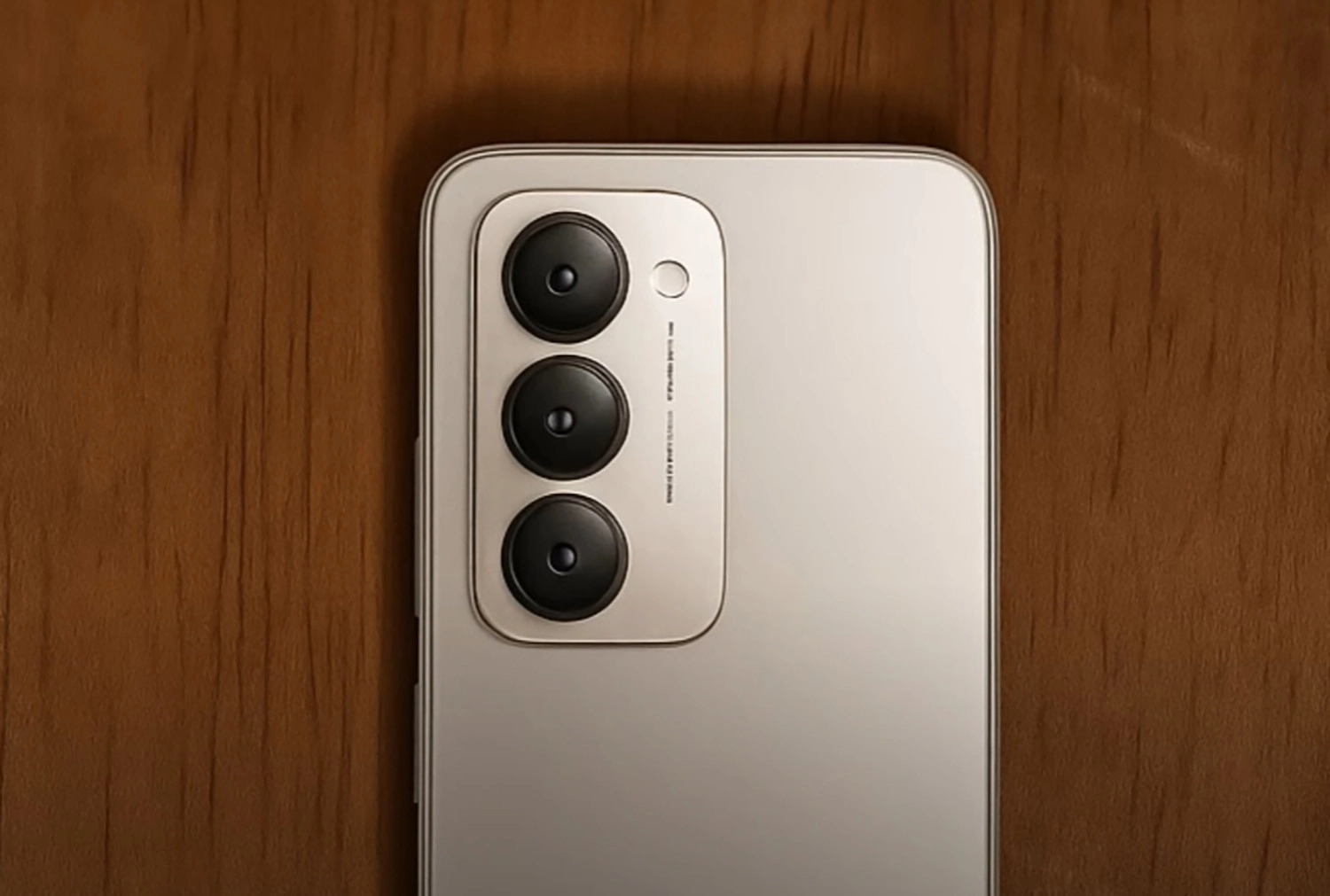Cụm camera sau