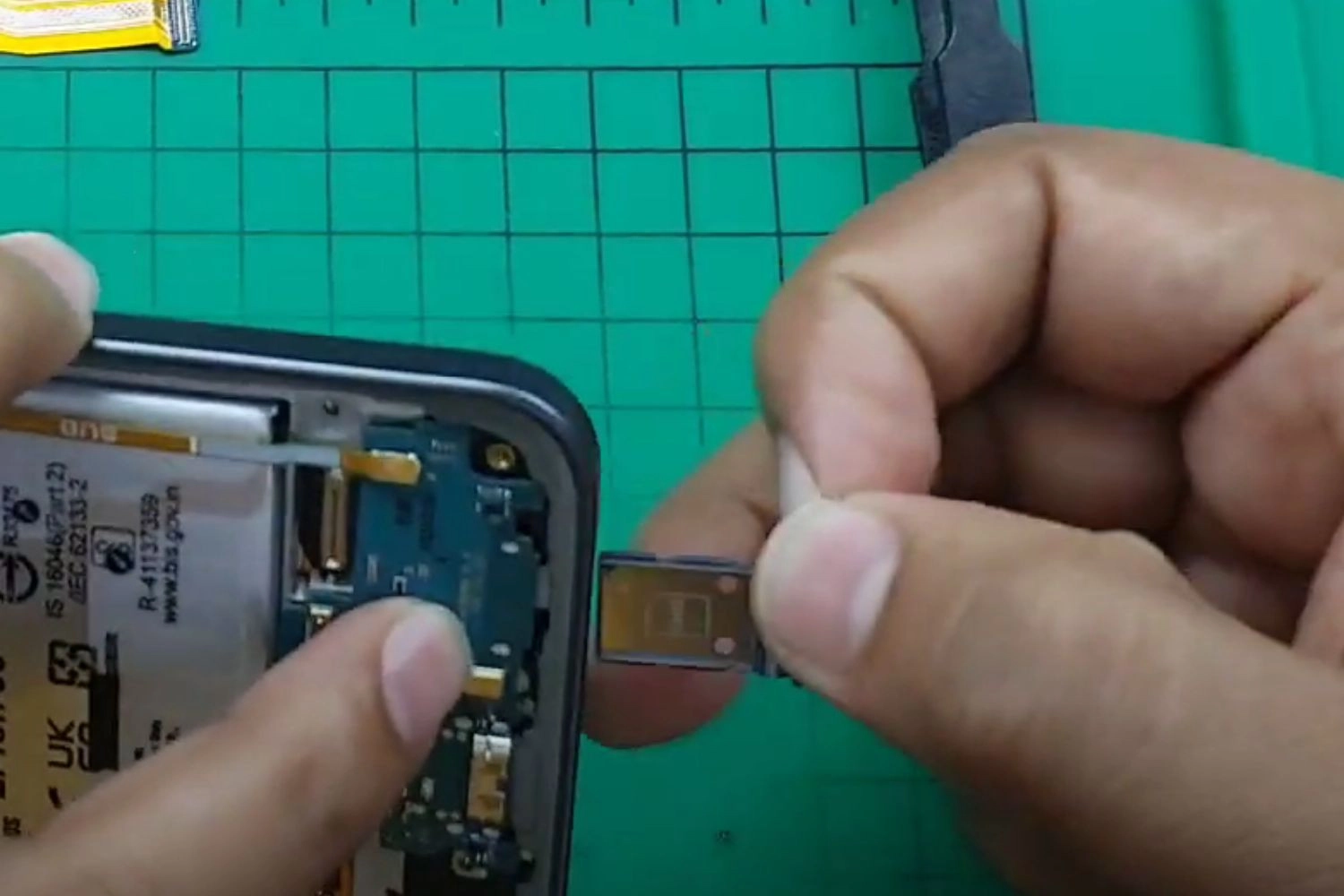 Sửa điện thoại Samsung Galaxy A36, Thay sửa khay SIM Samsung Galaxy A36