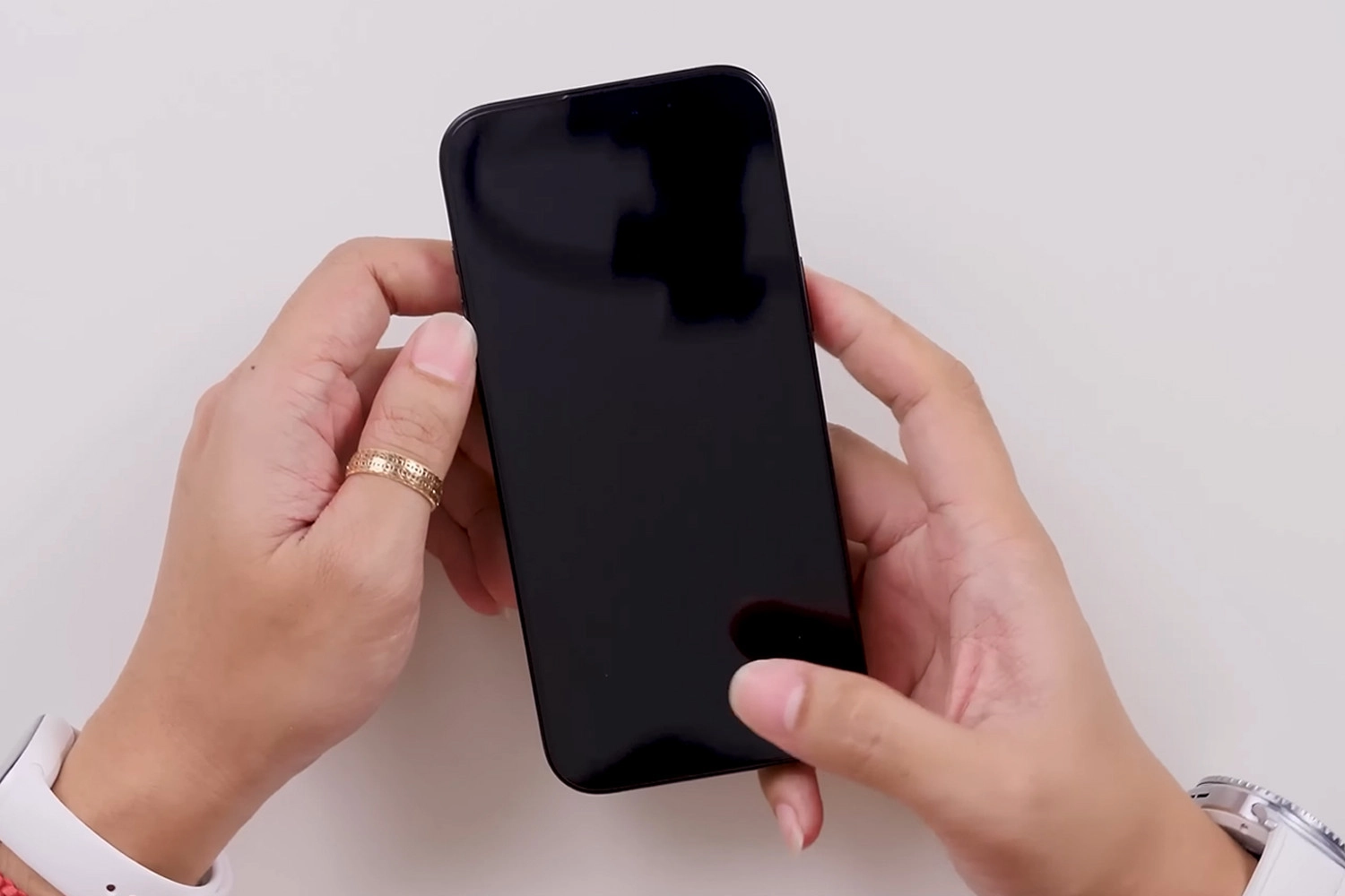 Sửa nguồn iPhone 17 Pro, dấu hiệu
