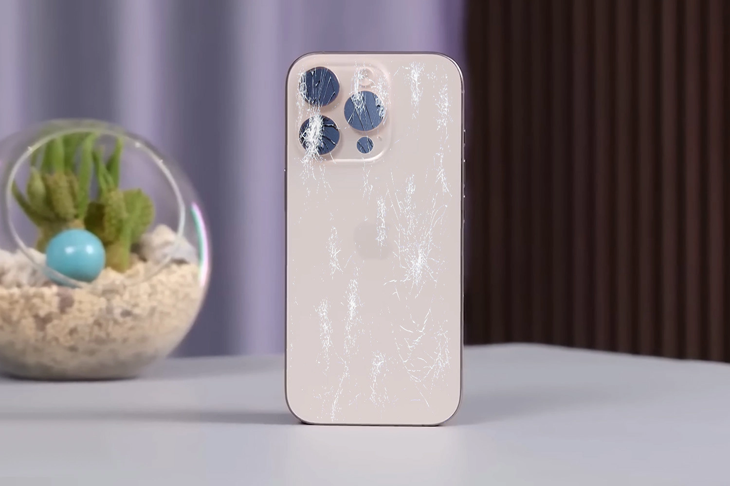 Thay mặt kính sau iPhone 17 Pro, dấu hiệu