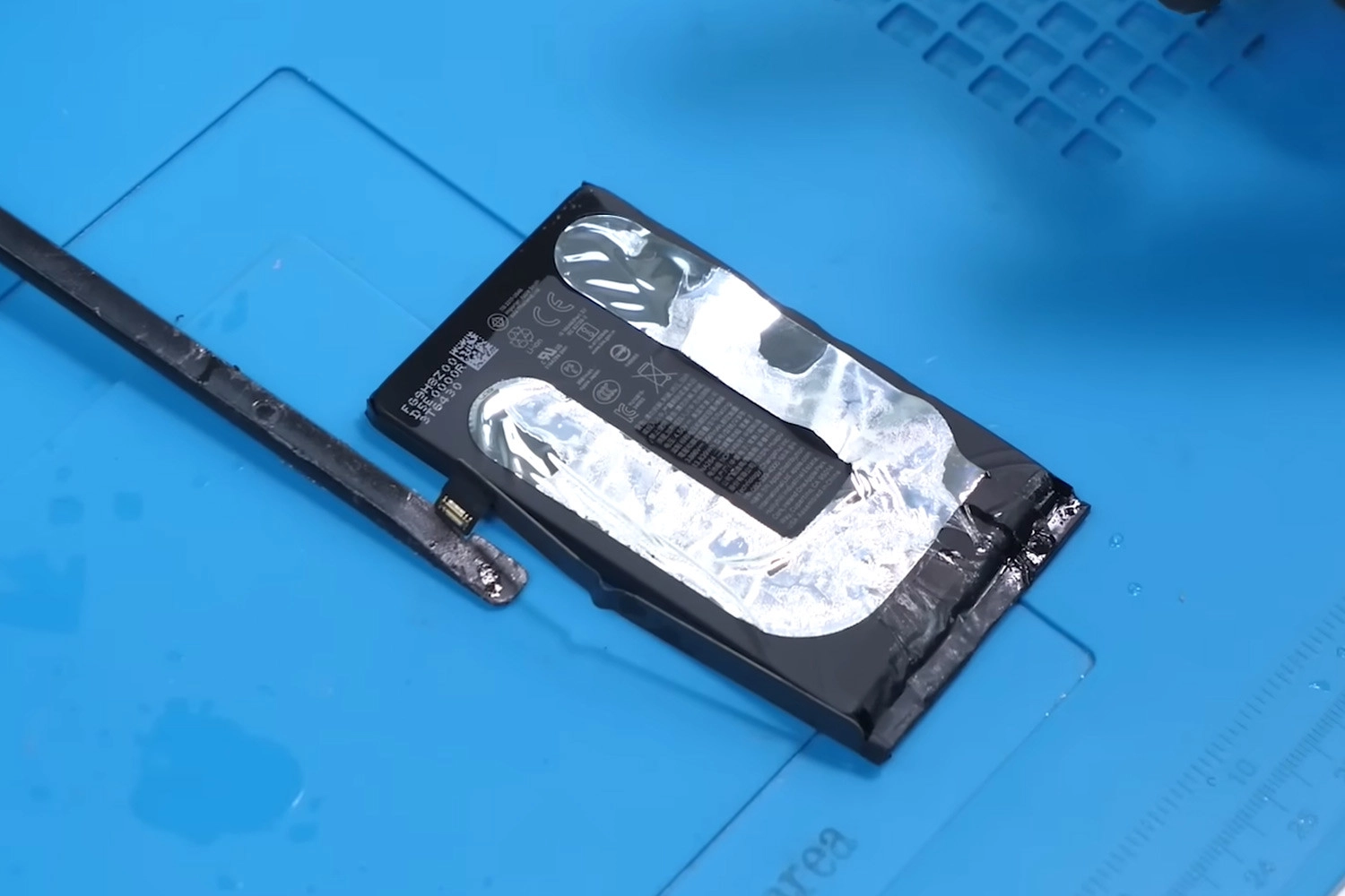 Thay Pin iPhone 17, thay Pin dung lượng cao