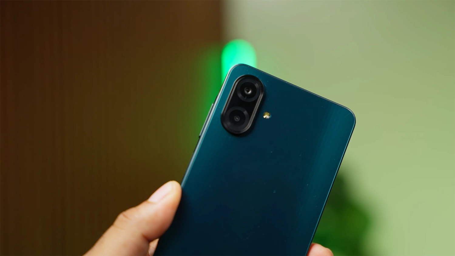Camera sau