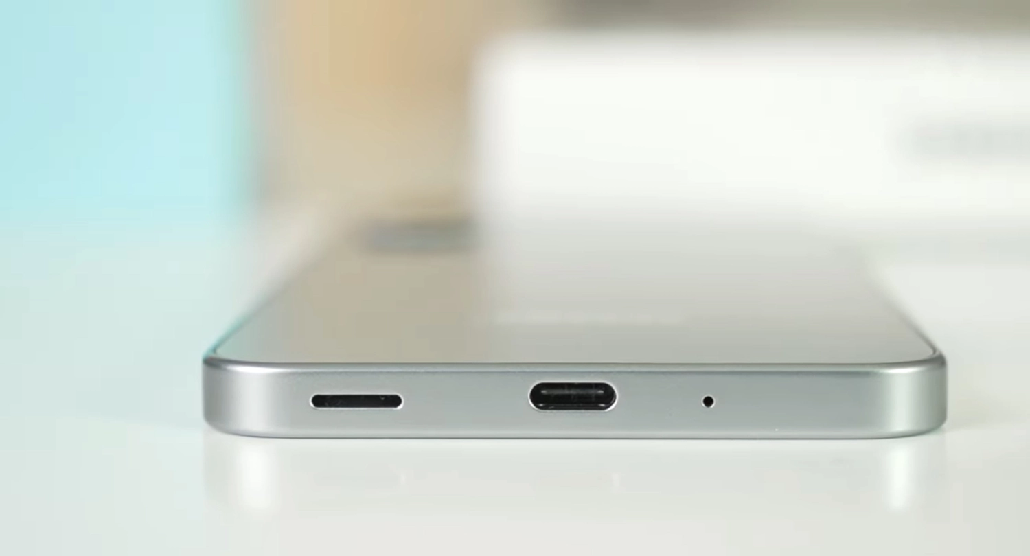 Cạnh đáy Samsung A17 5G