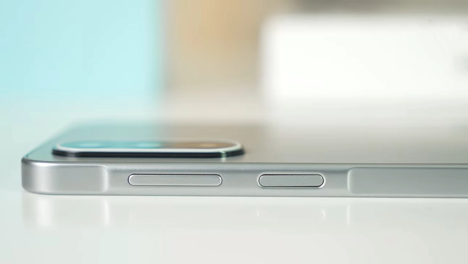 Cạnh phải Samsung A17 5G