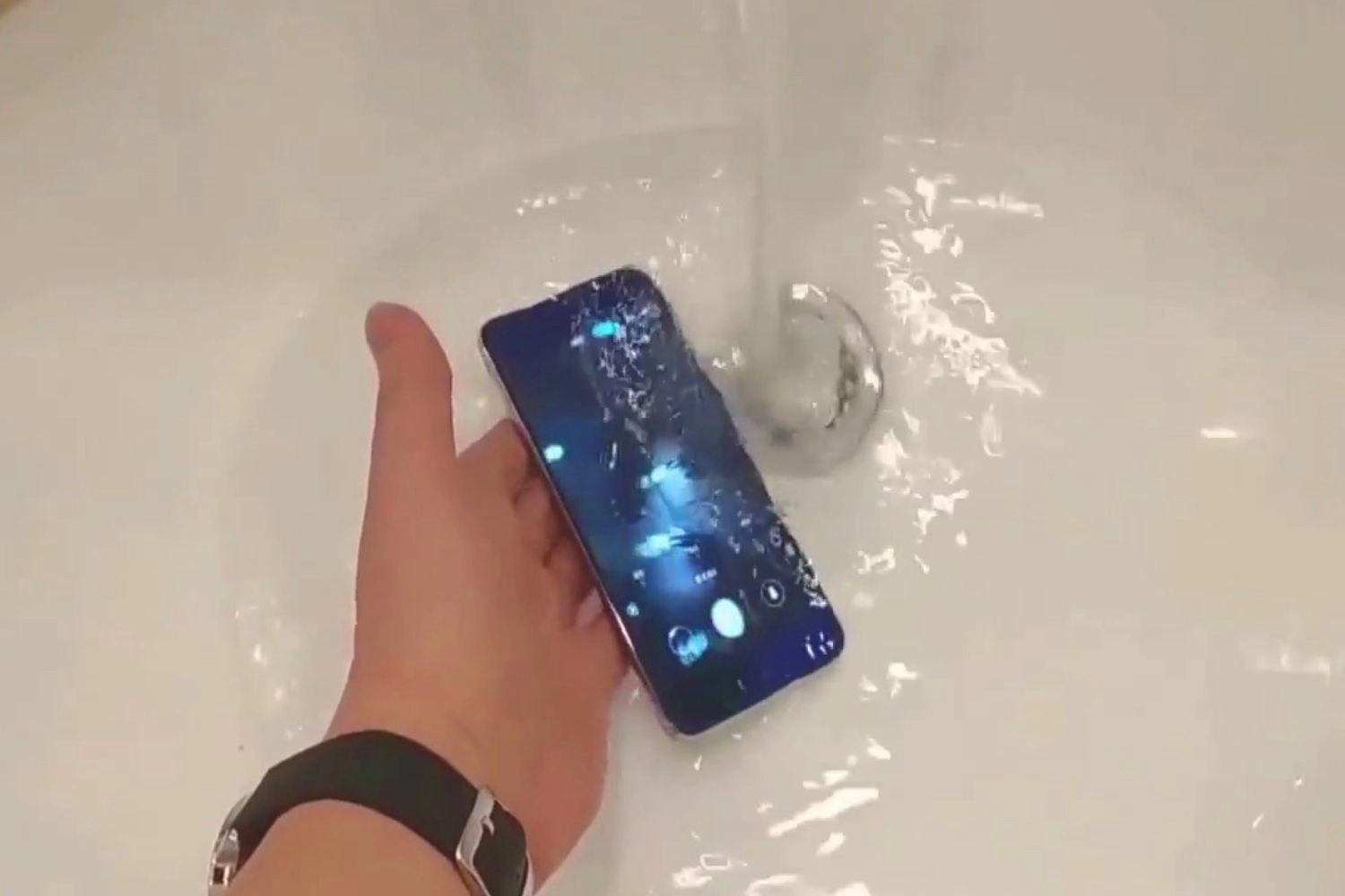 Sửa nguồn Xiaomi 15 Ultra, Nguyên nhân hư hỏng nguồn Xiaomi 15 Ultra
